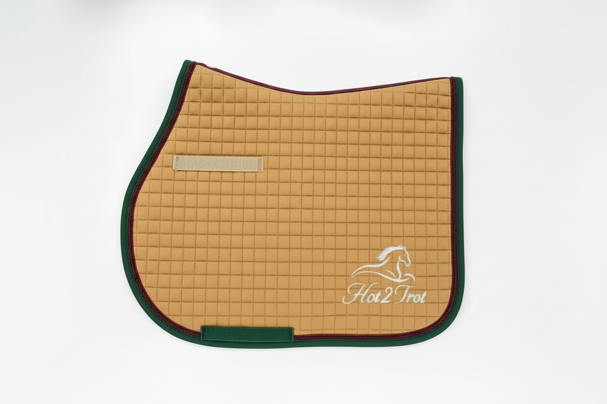 Hot2Trot sand saddle cloth with burgundy outer edge and racing green inner binding